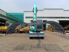 新源65W-8M夾棉花機(jī)駕駛室 邊門(mén) 座椅-- 武漢邁通挖掘機(jī)配件有限公司