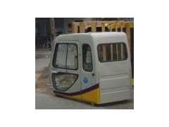 加藤HD820V挖掘機(jī)駕駛室供應(yīng)商-- 武漢邁通挖掘機(jī)配件有限公司