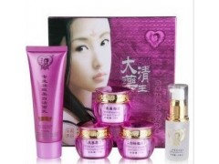 大清藥王嫩膚養(yǎng)顏組合五合一-- 廣西南寧市護(hù)膚精品化妝品公司銷(xiāo)售部