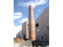 山東新建水泥煙囪100米-- 江蘇省三里港高空建設(shè)防腐公司
