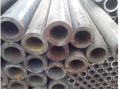 南京合金15crmoG高壓無縫鋼管價格今日跟風上調(diào)-- 南京鑫倉管業(yè)有限公司
