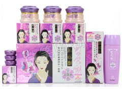 韓國(guó)金尚喜白皙溶色組合，金尚喜4件套-- 廣西南寧市護(hù)膚精品化妝品公司銷售部