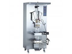自動液體包裝機，復合膜自動包裝光電定位精確封切。-- 昂華機械市場部
