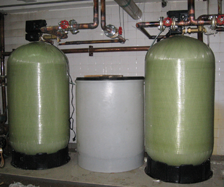 進口富萊克全自動軟水器-- 東莞市普瑞特水處理設(shè)備有限公司
