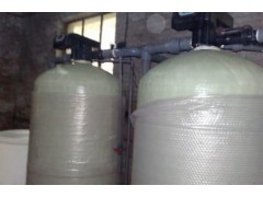 潤新F74/74A3軟水器-- 北京中天恒遠(yuǎn)環(huán)保設(shè)備有限公司