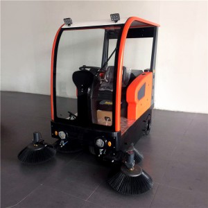 工業(yè)用半封閉電動(dòng)座駕掃地車(chē)1900型公