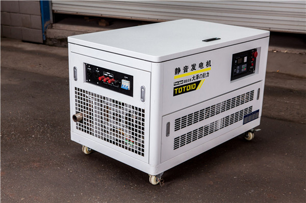 水冷12kw靜音汽油機(jī)發(fā)電機(jī)TOTO12-- 上海豹羅實(shí)業(yè)有限公司
